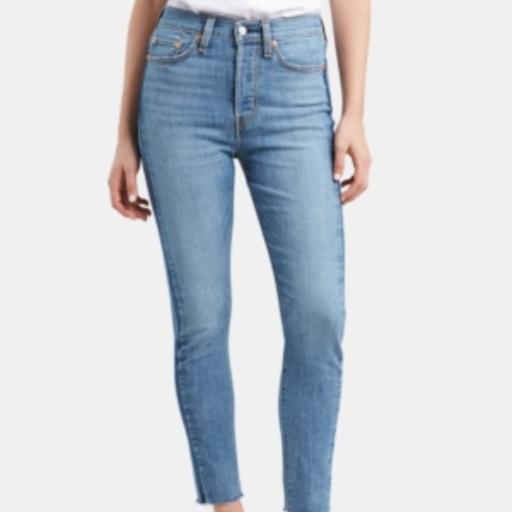 Levi's Skinny Wedgie Jeans.